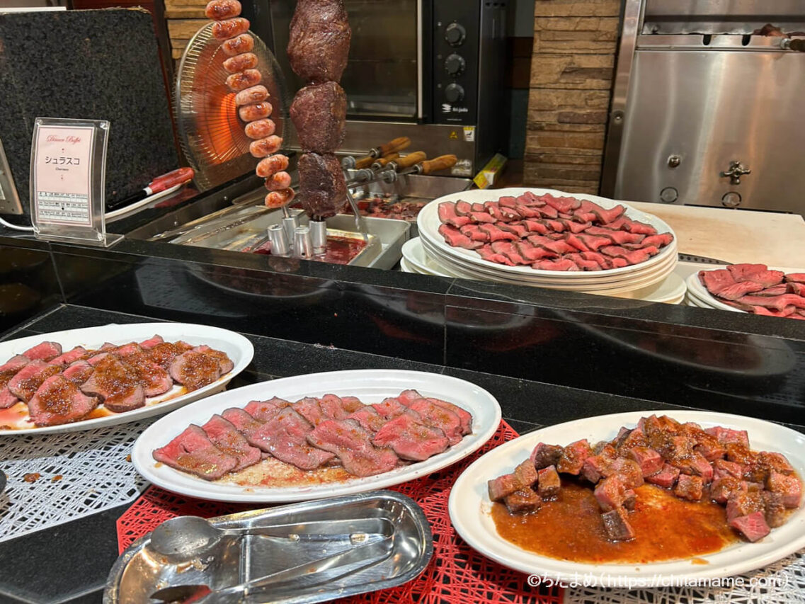 ホテルくさかべアルメリアの夕食バイキングのお肉料理